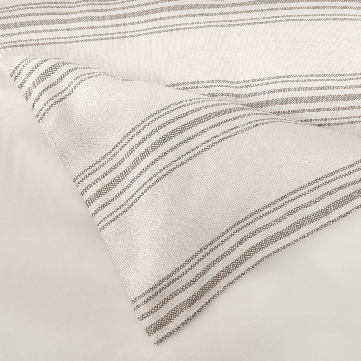 Prescott - Queen Comforter Set (Set of 3) - Taupe