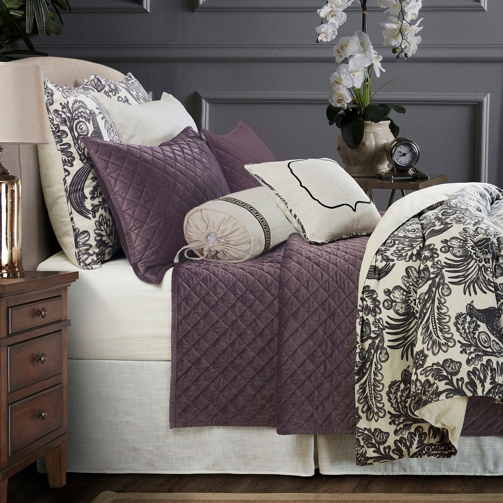 Augusta Toile - Queen Duvet Cover - White / Black