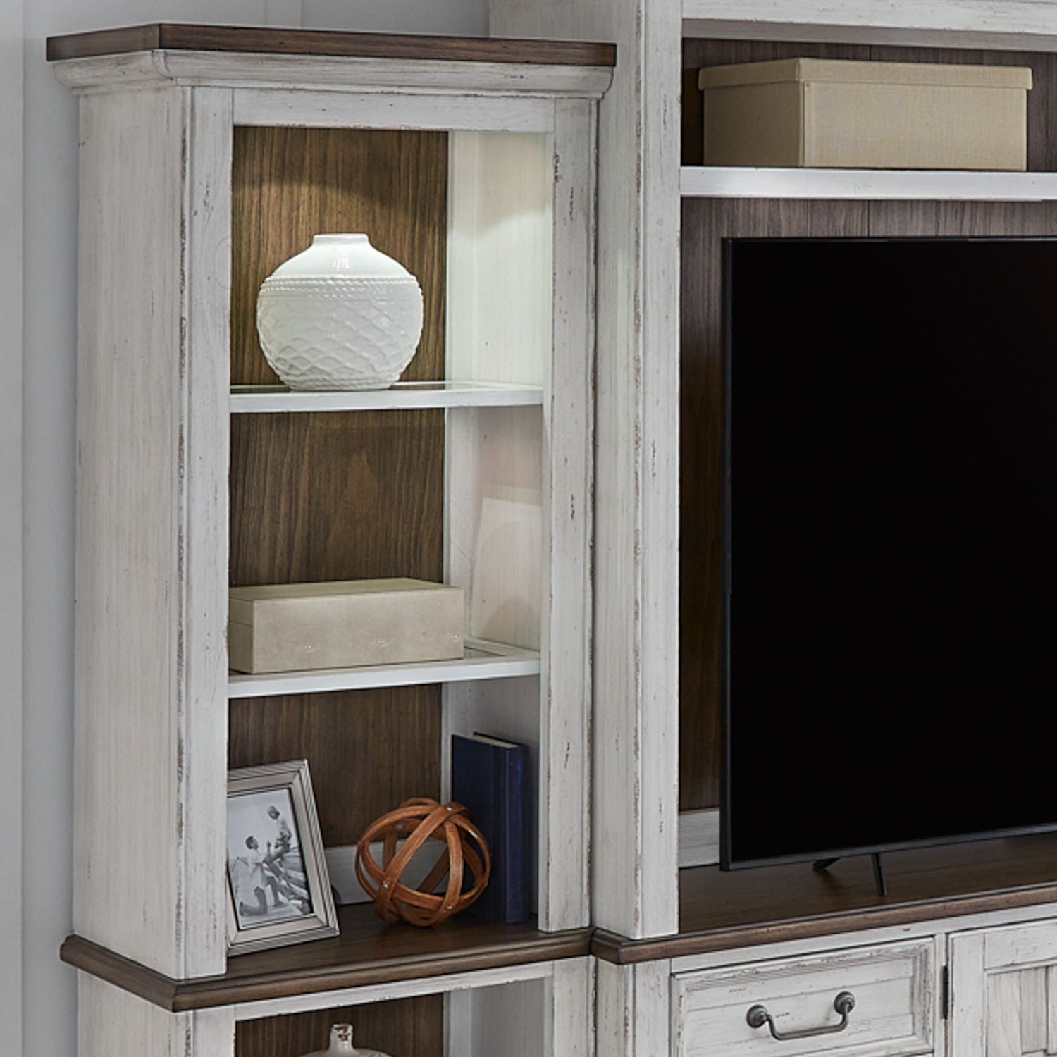 River Place - Right Pier Top - Riverstone White & Tobacco