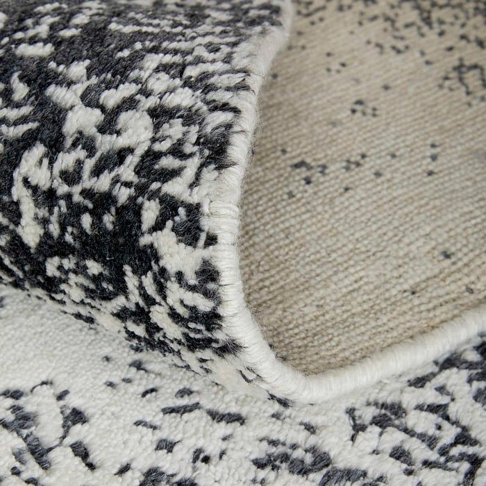 CODA Collection - 8930F Black/White