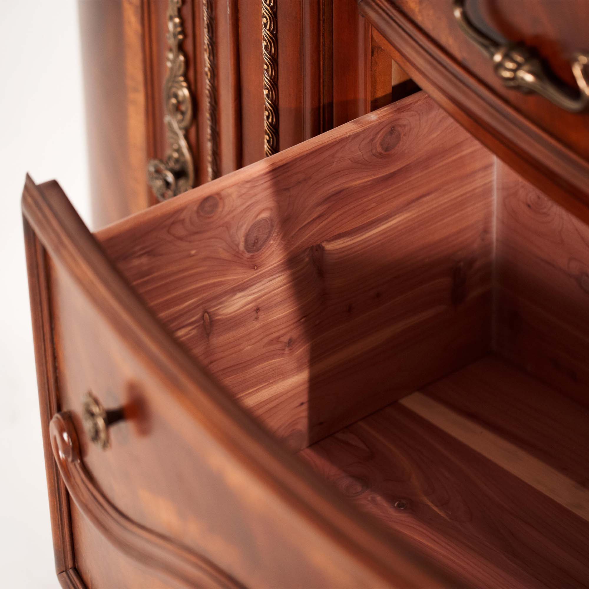 Cortina - Dresser - Honey Walnut