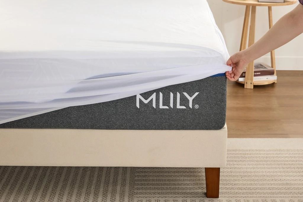 MLILY Polyester Knit - Waterproof Mattress Protector