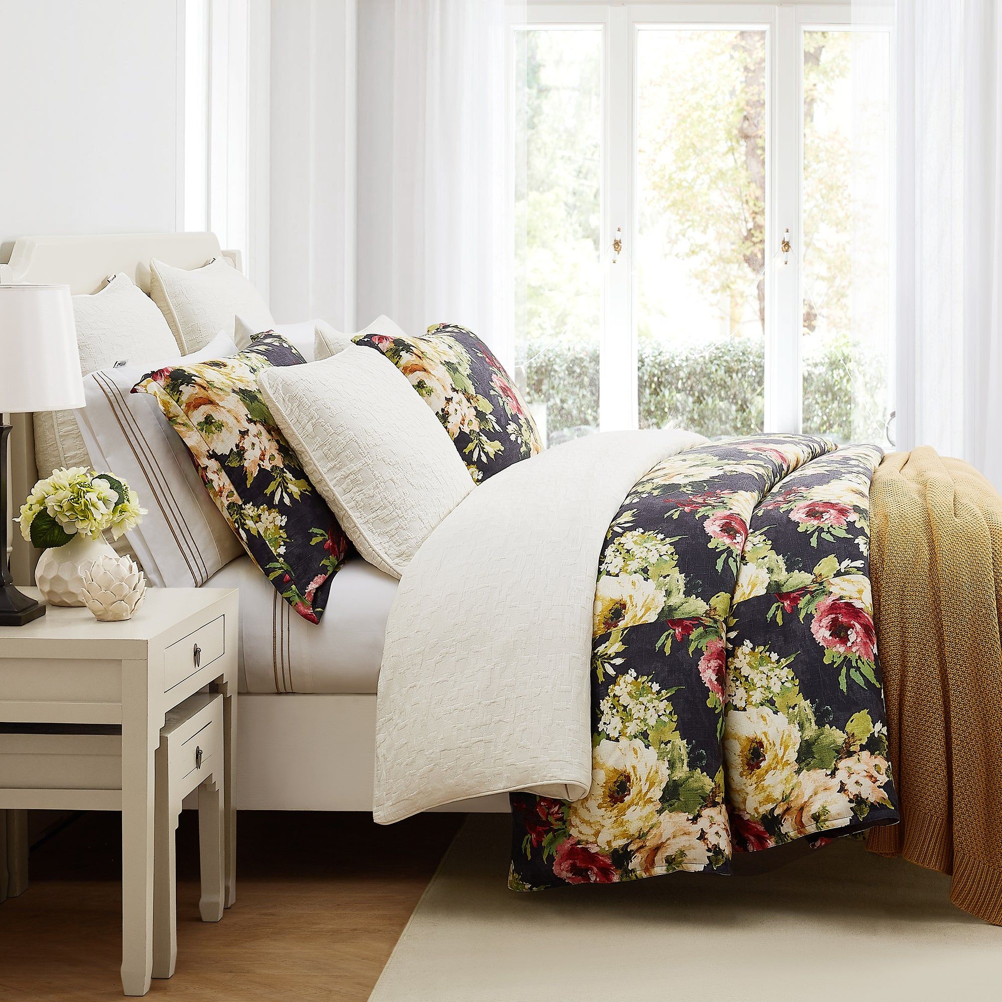 Peony - Queen Washed Linen Duvet Cover Set (Set of 3) - Charcoal