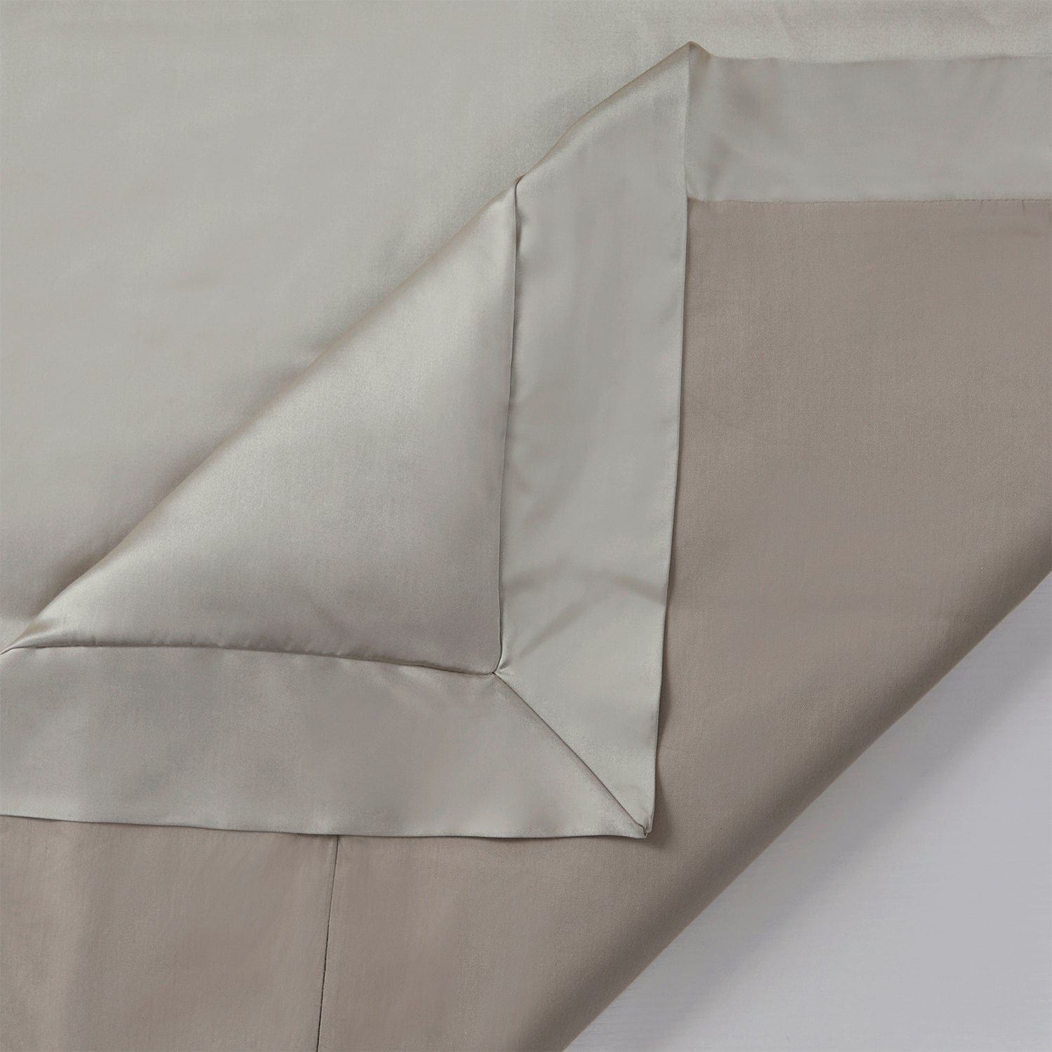 High Shine Satin - King Duvet Cover Set (Set of 3) - Champagne