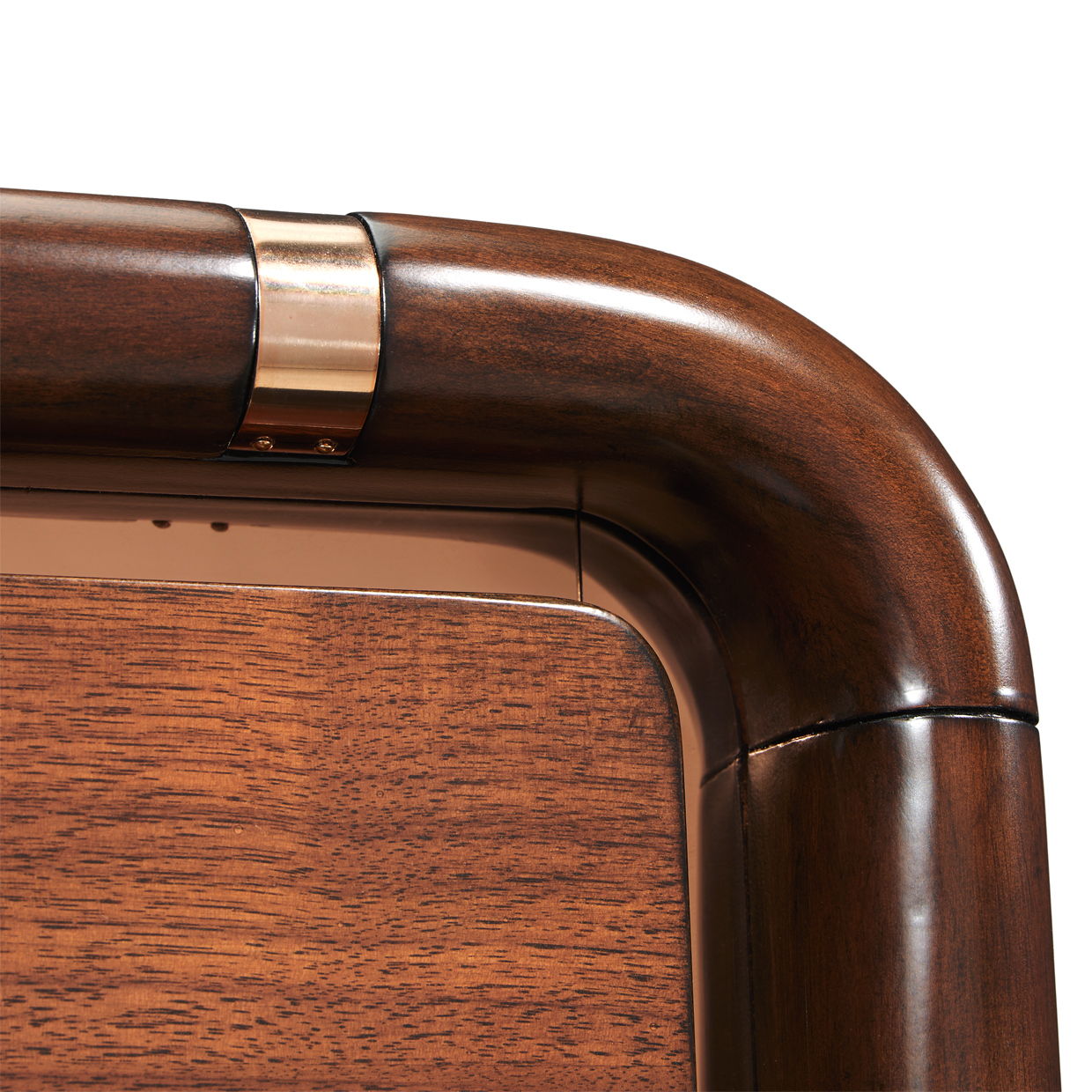 Mason Park - 5-Drawer Gentlemen's Chest - Umber