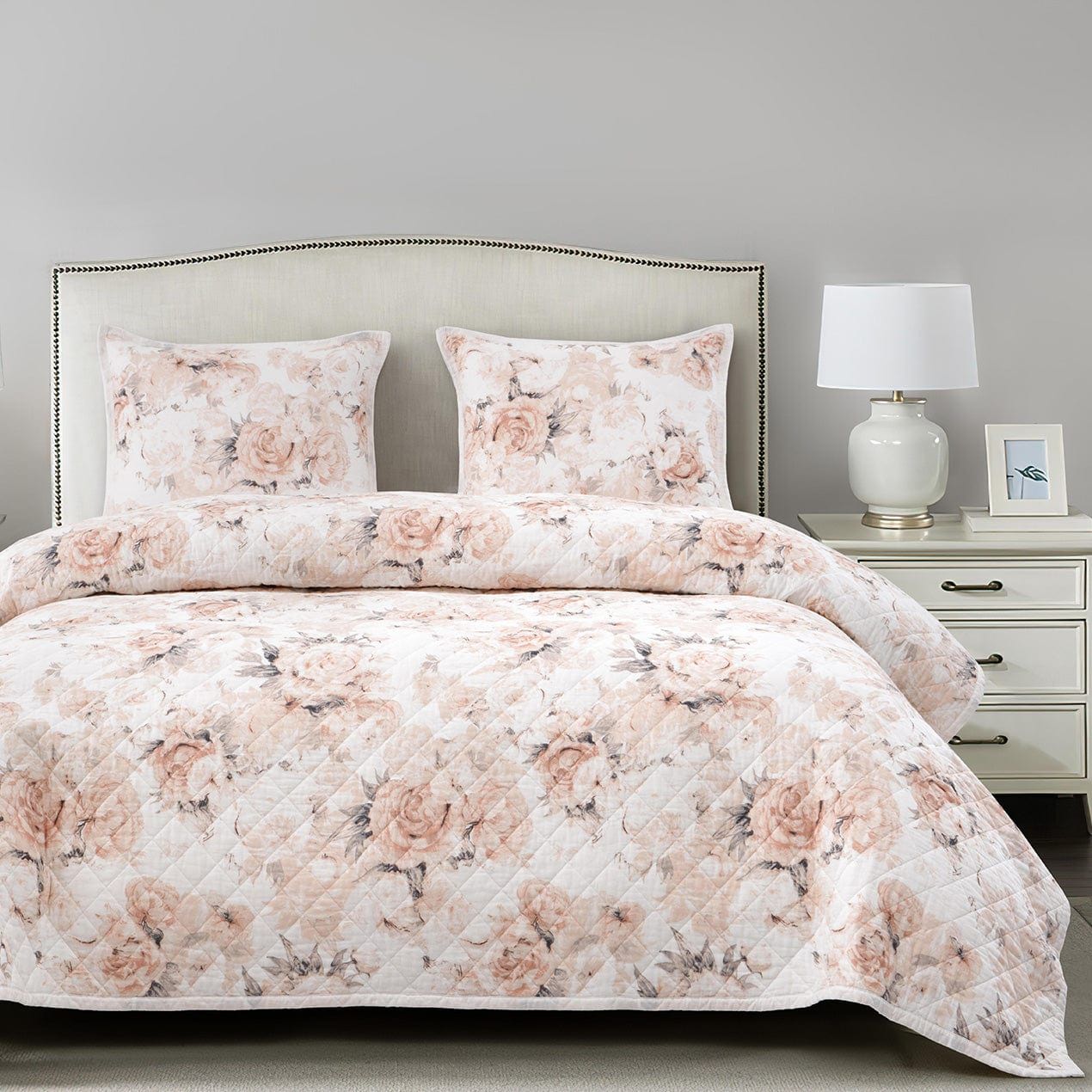 Colette - King Reversible Quilt Set (Set of 3) - Blush