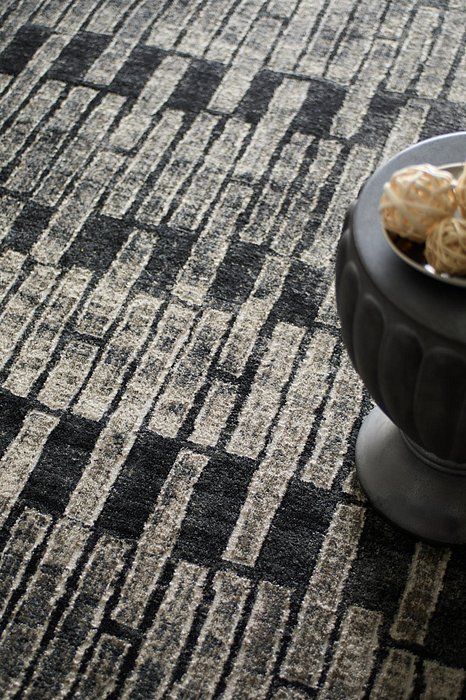 KANO Collection - 39LKF Charcoal