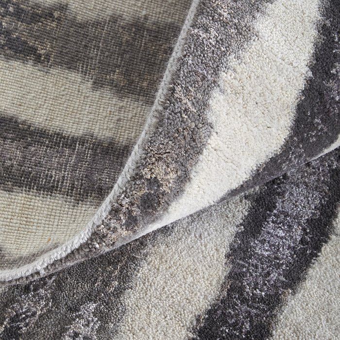 LIVINGSTON Collection - 69D9F Gray/Charcoal