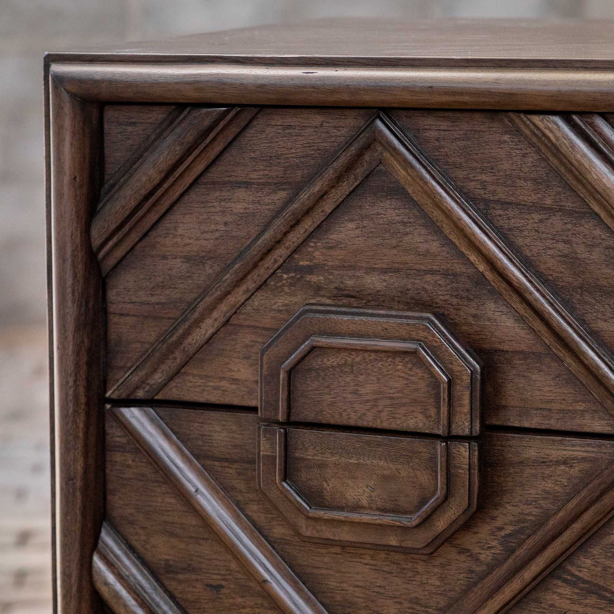 Mindra - Drawer Chest - Dark Brown