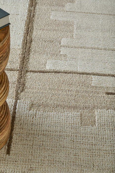 WINSTON Collection - 8B01F Beige/Ivory
