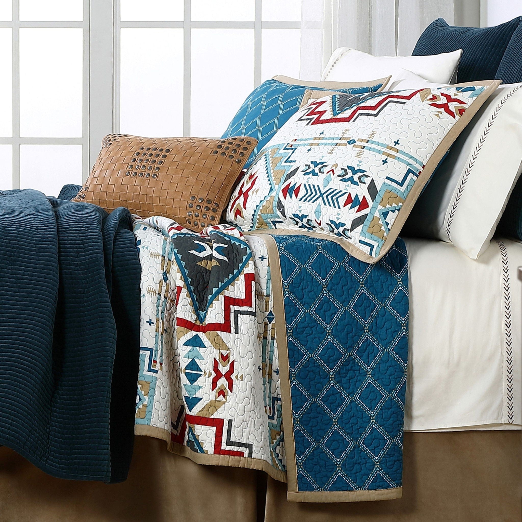 Spirit Valley - Twin Quilt Set (Set of 2) - Teal