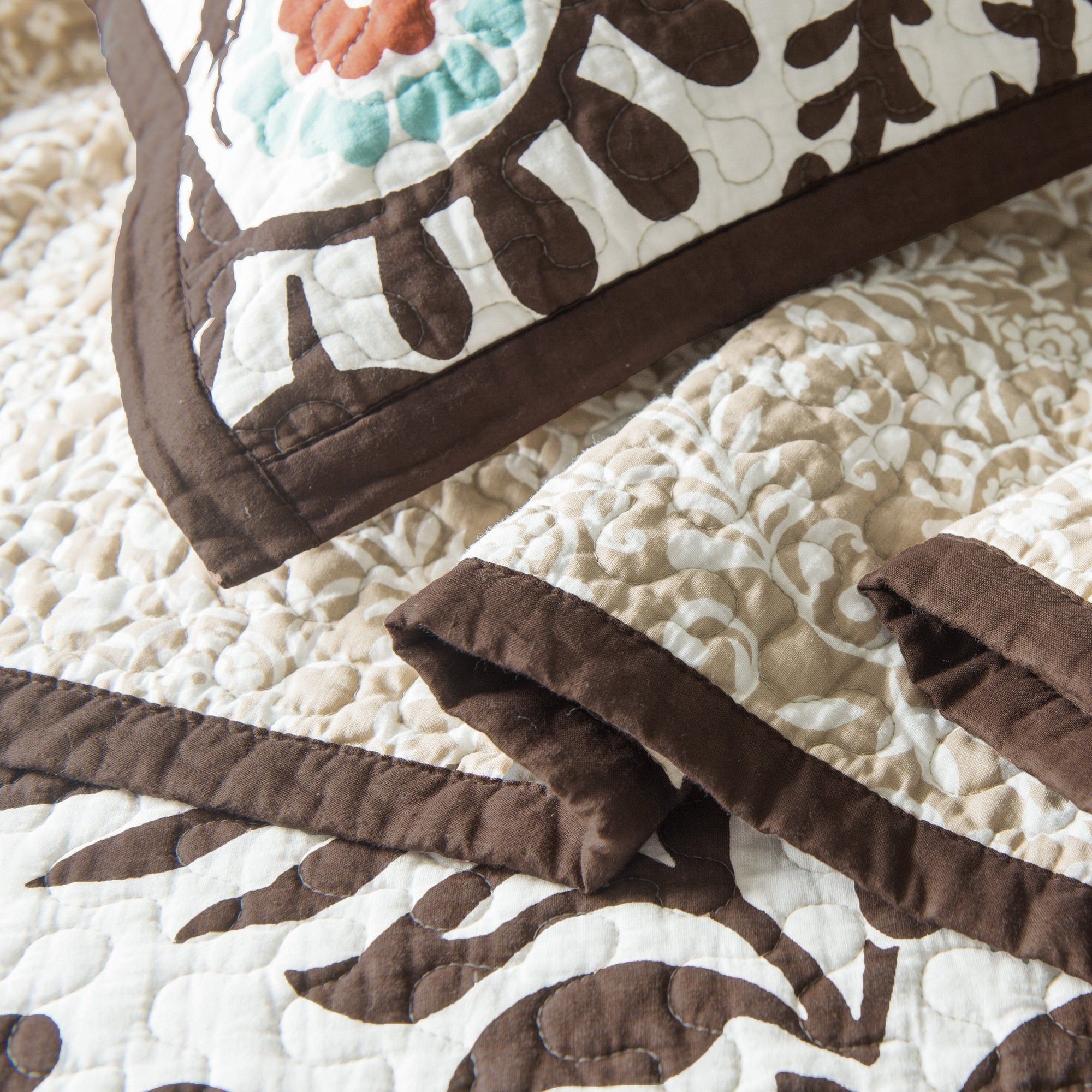 Rebecca - King Paisley Reversible Quilt Set (Set of 3) - Turquoise / Brown
