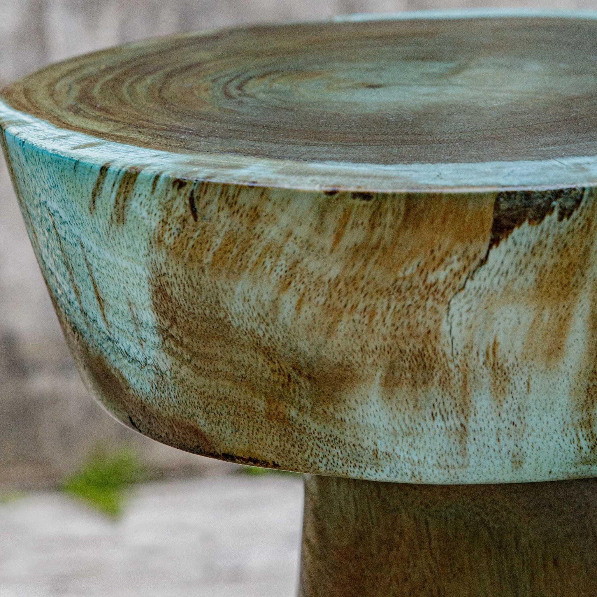 Mano - Drink Table