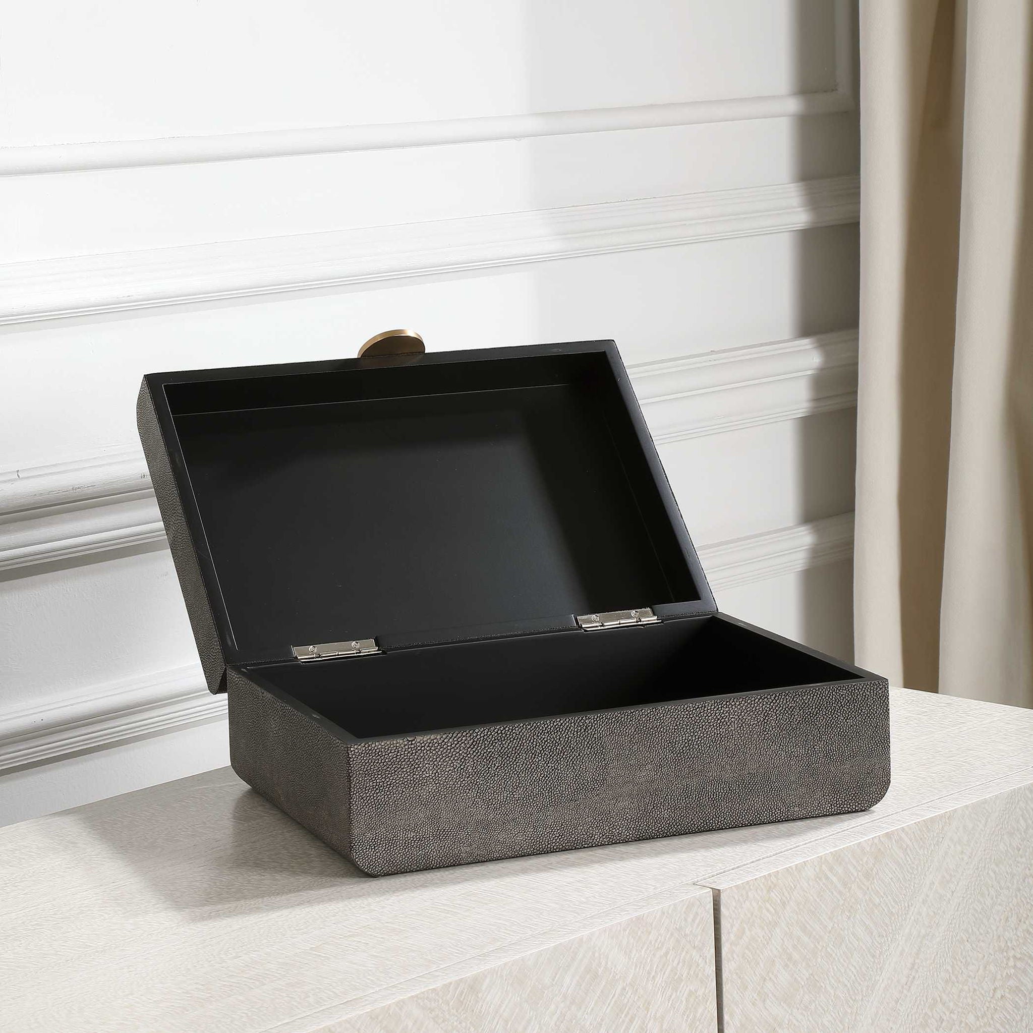 Lalique - Art Deco Box