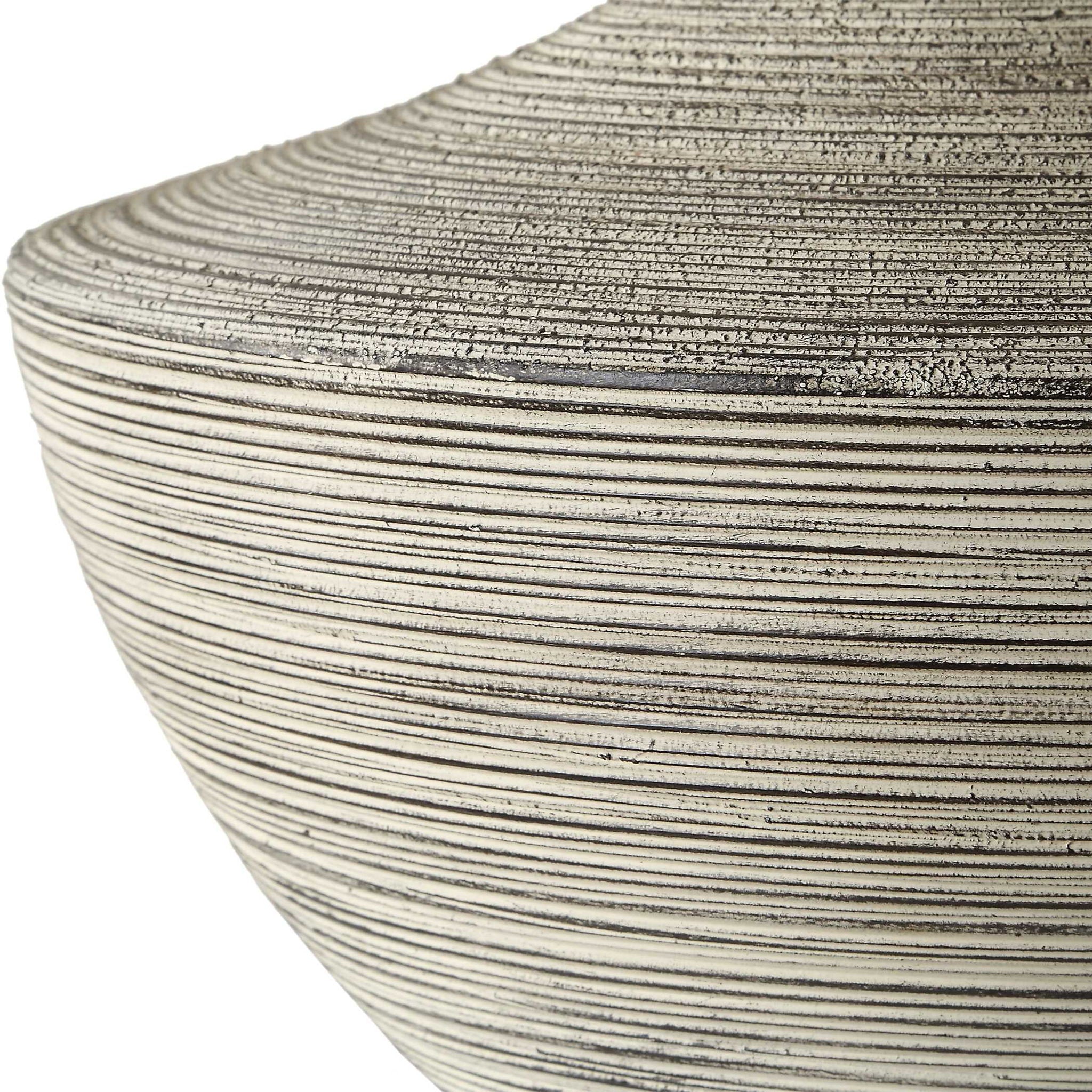 Carafe - Ceramic Table Lamp