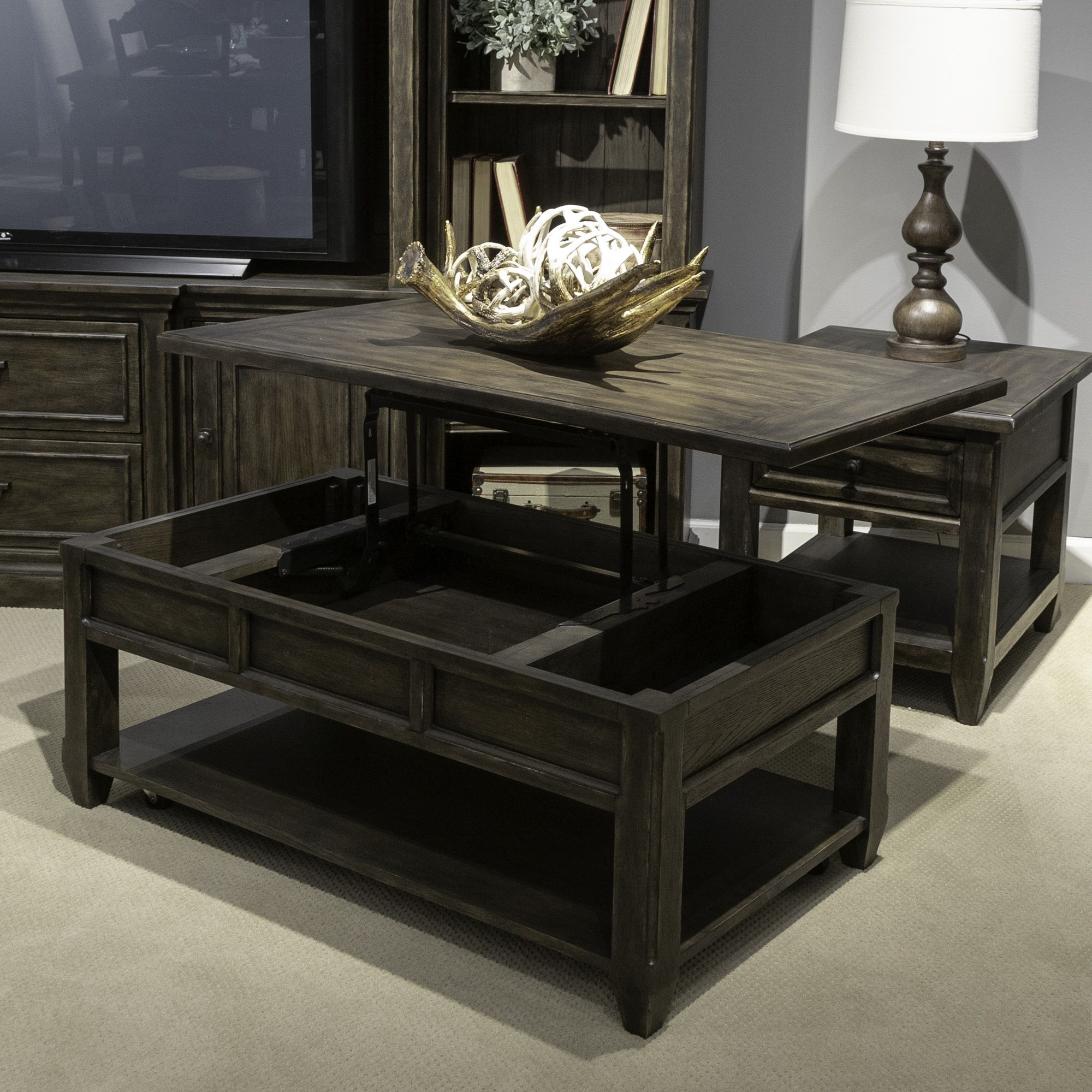 Paradise Valley - Lift Top Cocktail Table - Saddle Brown