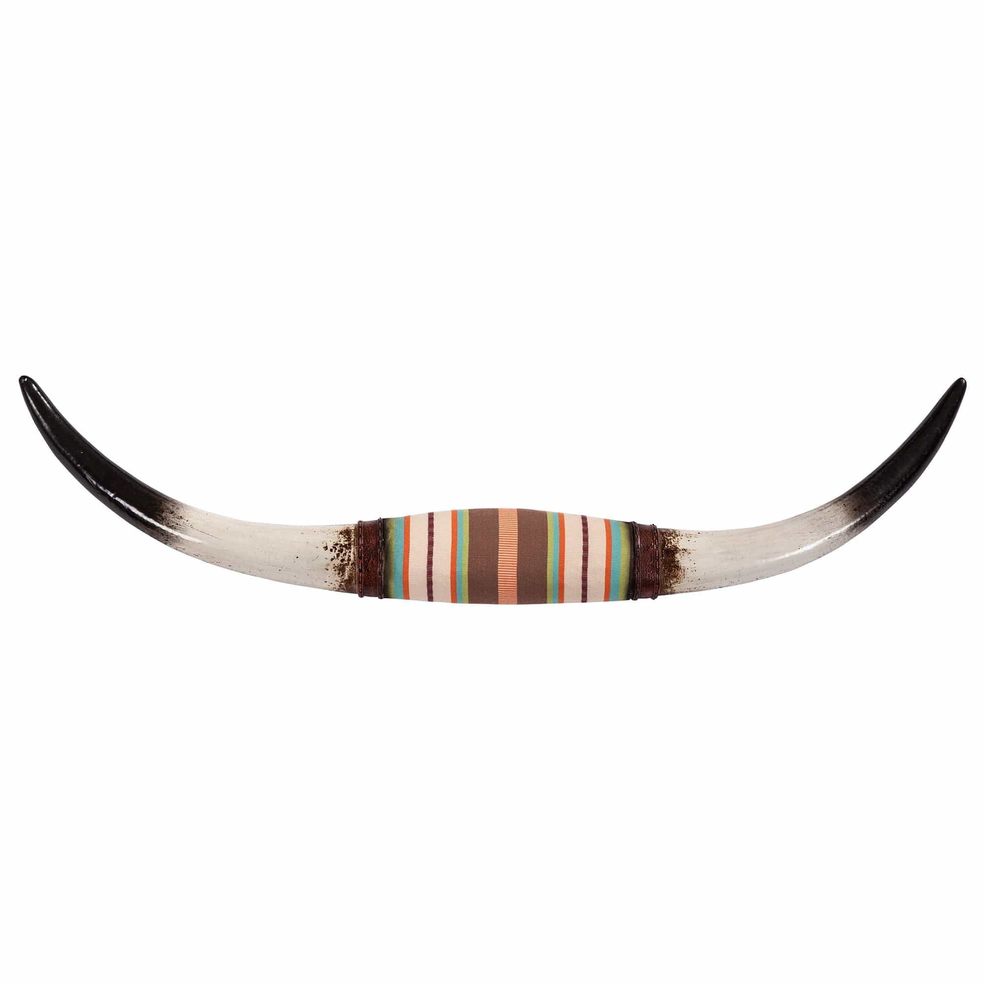 Wall Décor - 9" x 33" Longhorn Southwestern Wall Sculpture With Felt Wrap 4 Per Carton - White
