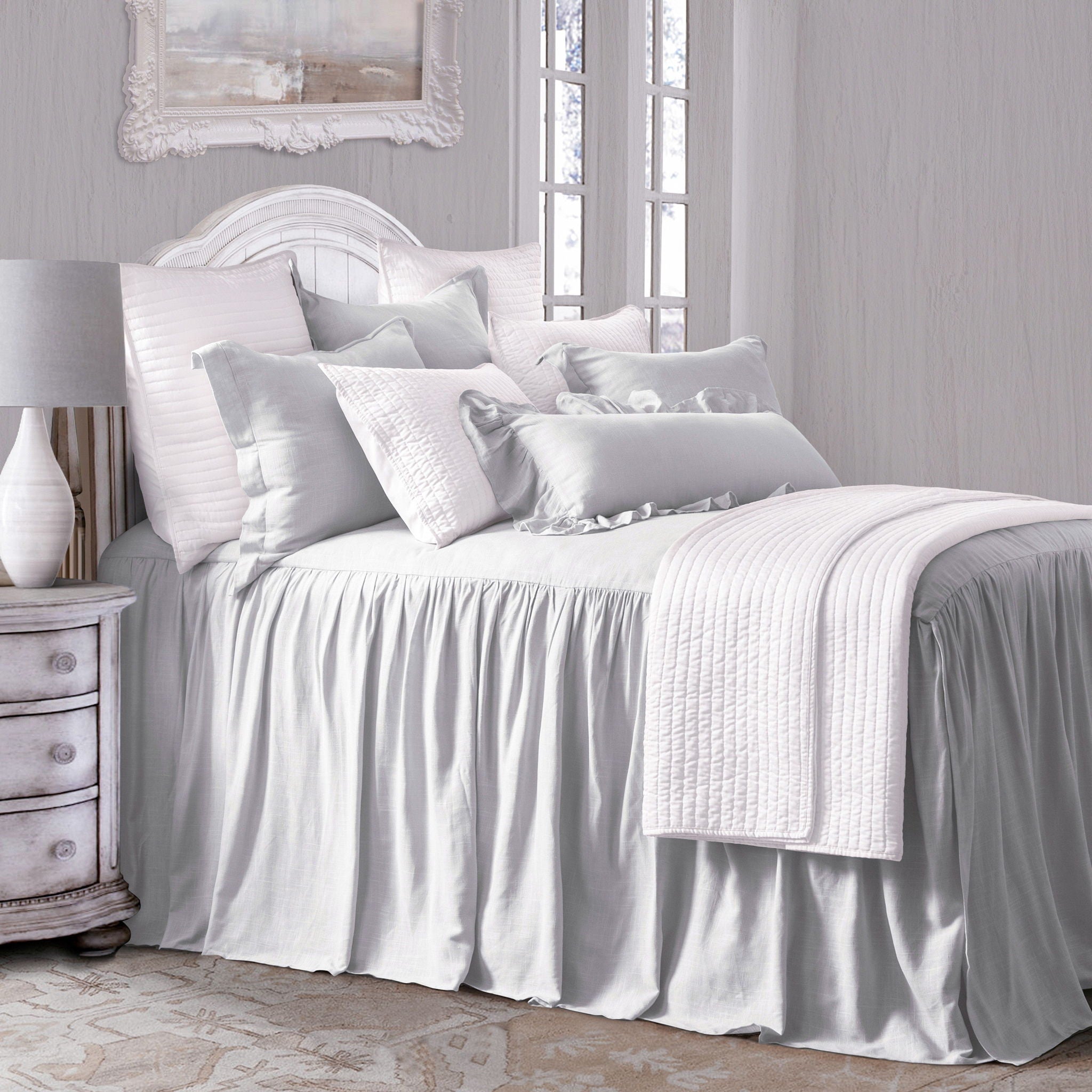 Luna - Queen Washed Linen Bedspread Set (Set of 3) - Light Gray