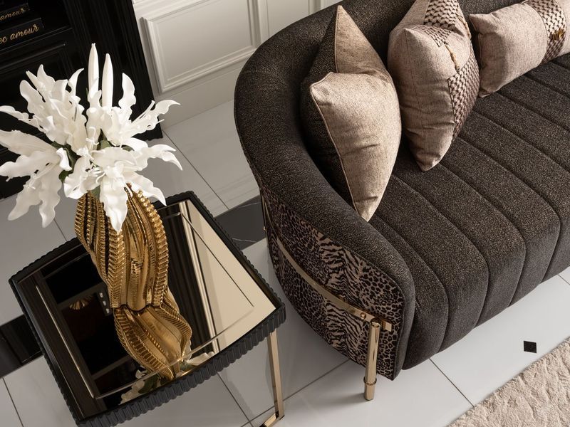 Lisbon - Loveseat