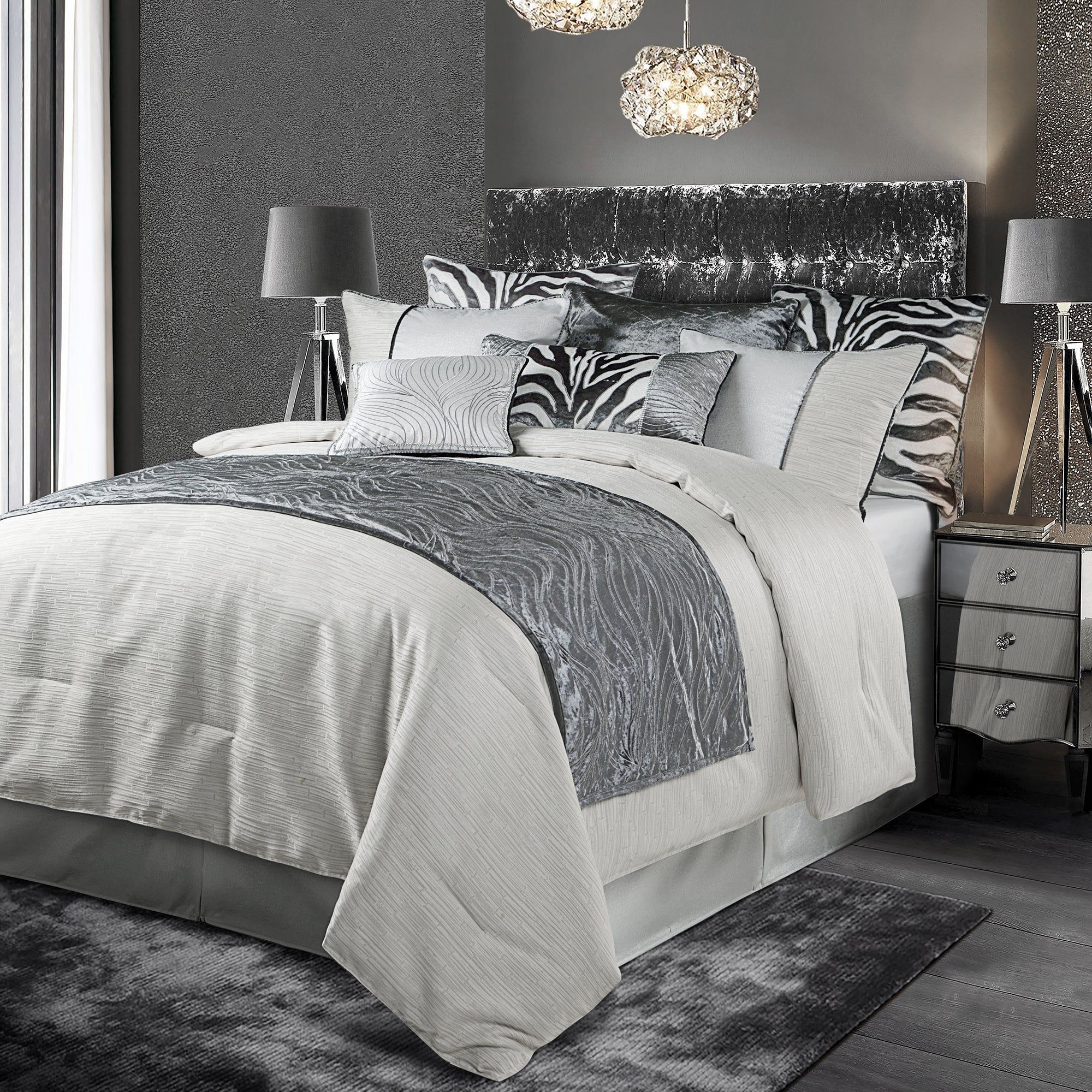 Celeste - Queen Comforter Set (Set of 4) - Taupe / Ivory