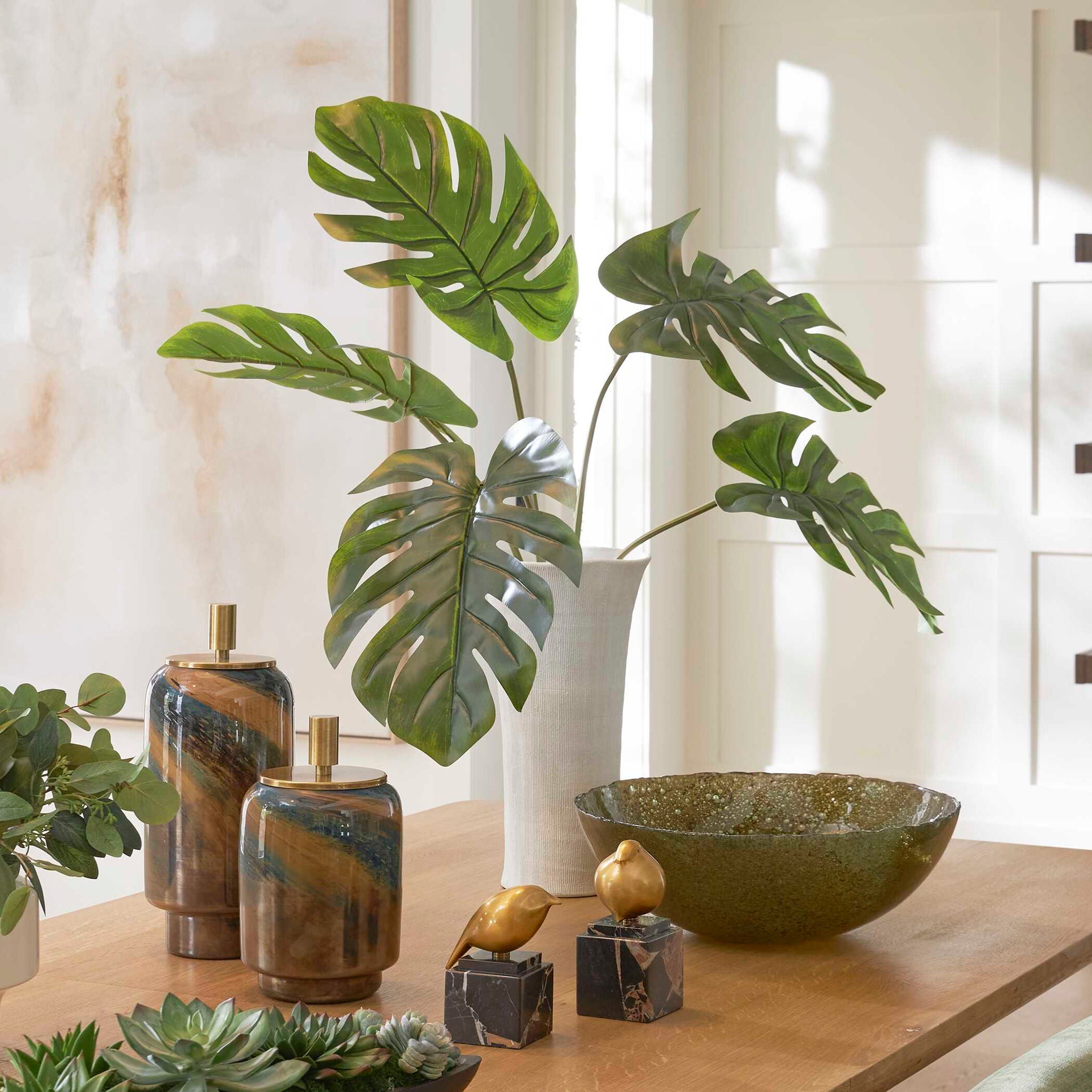 Muse - Monstera Vase Centerpiece - Green / White