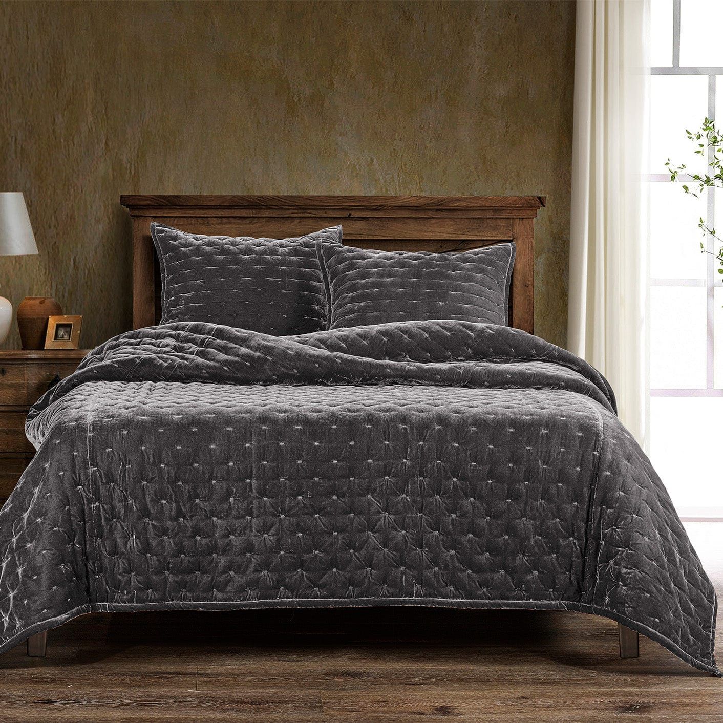 Stella - King Faux Silk Velvet Pintuck Quilt - Dark Slate