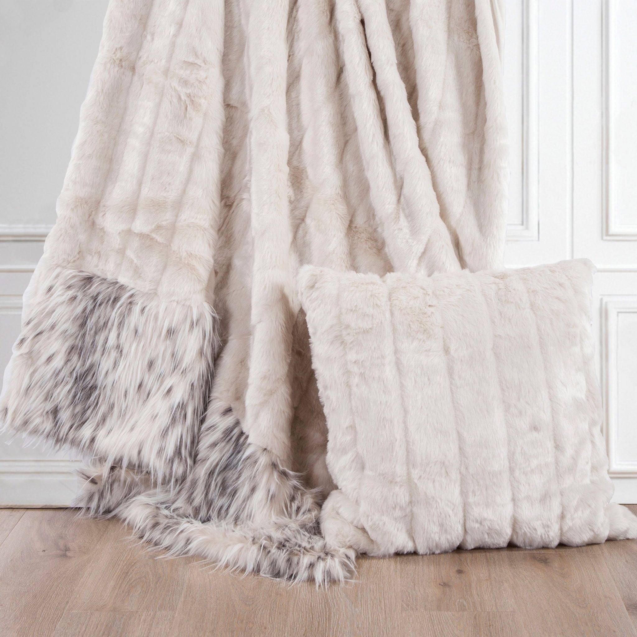 Snow Leopard - Faux Mink & Snow Leopard Oversized Throw Blanket - White
