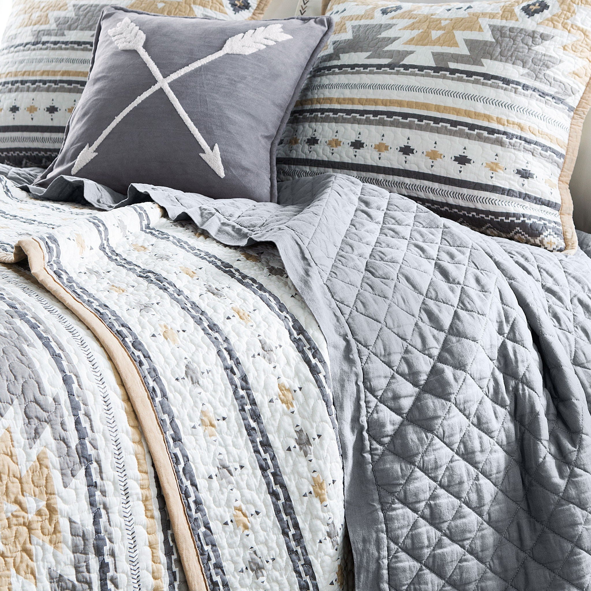Desert Sage - Twin Reversible Quilt Set (Set of 2) - Tan / White / Gray