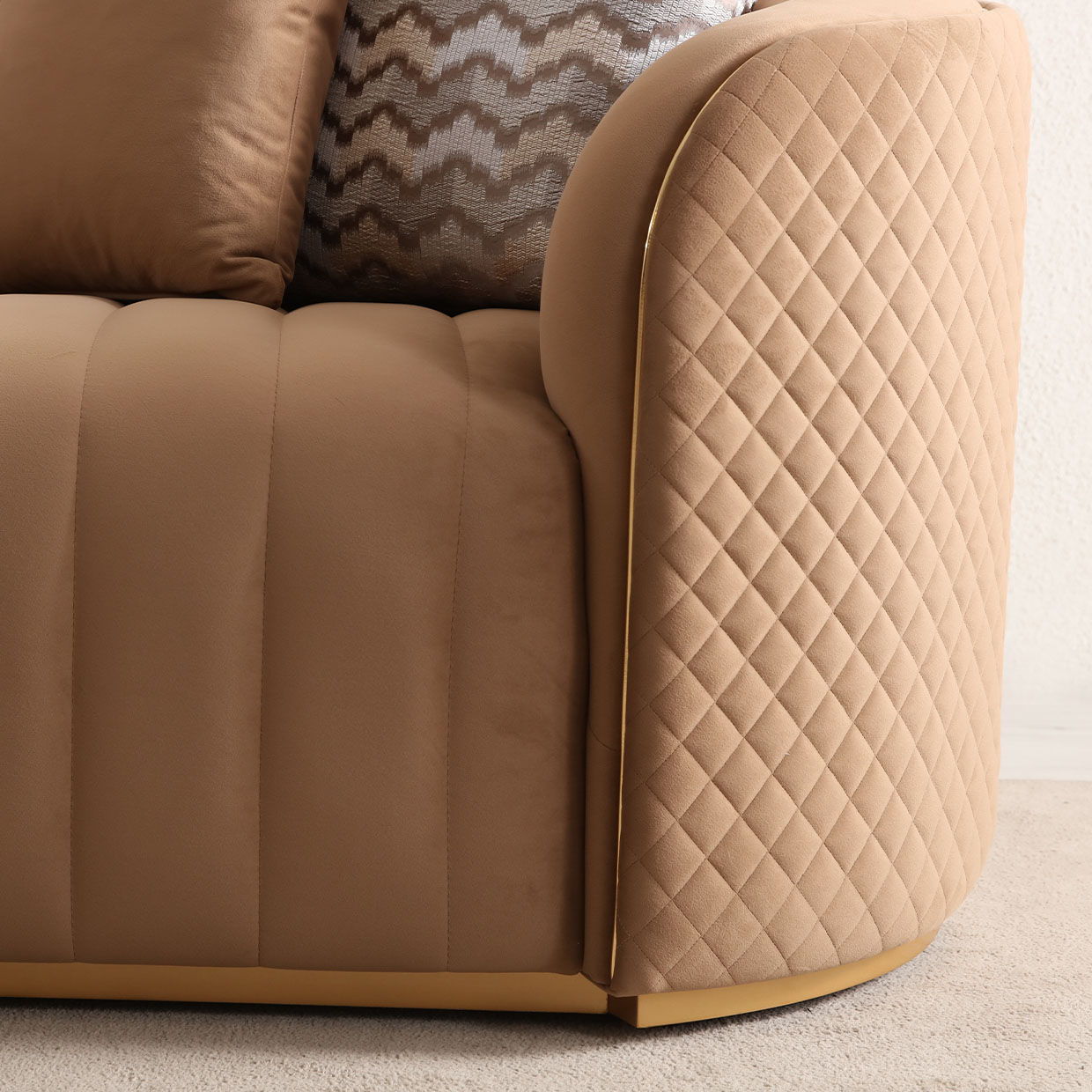 Ariana - Velvet Loveseat