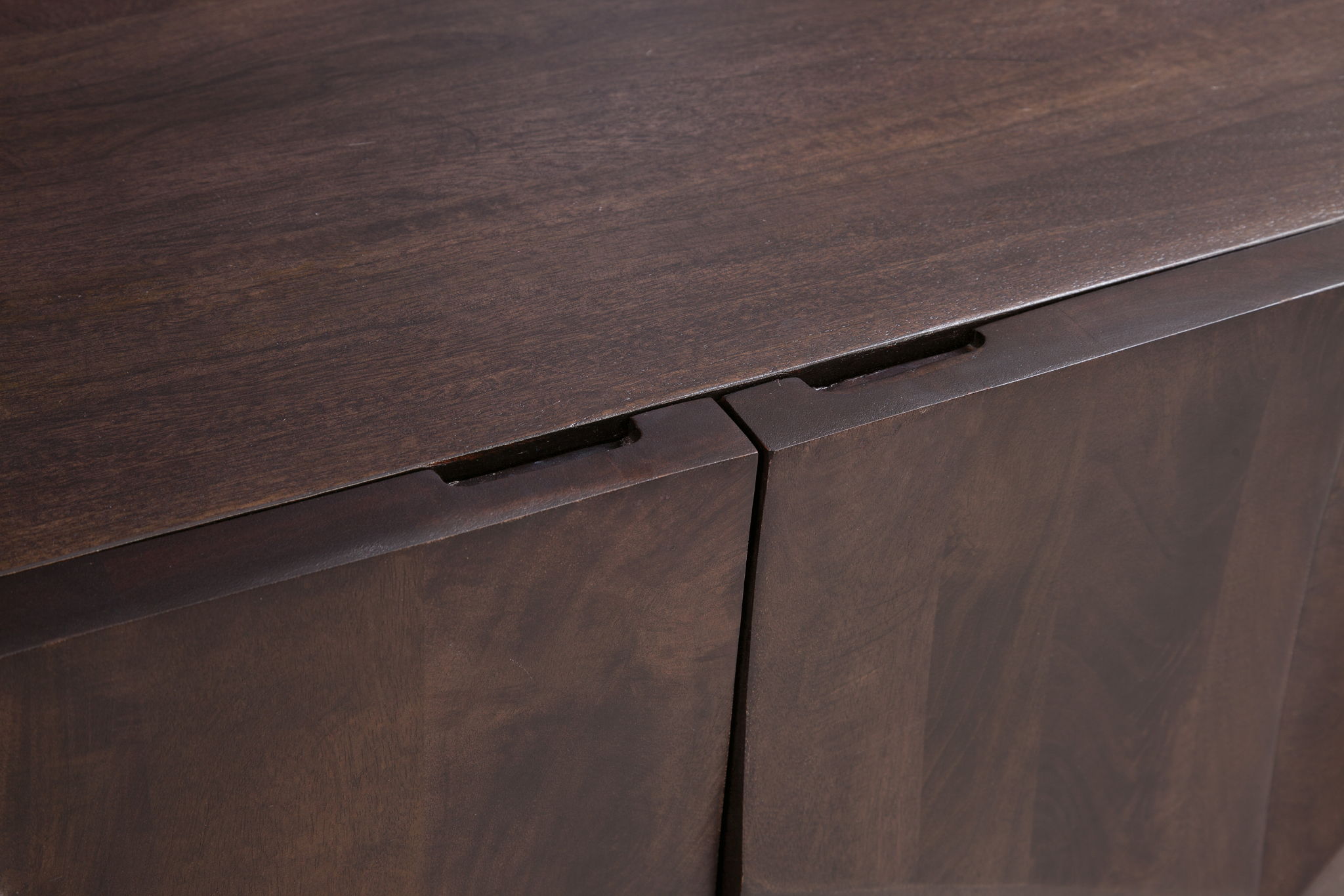 Reverie - Accent Chest - Coffee Bean Mango