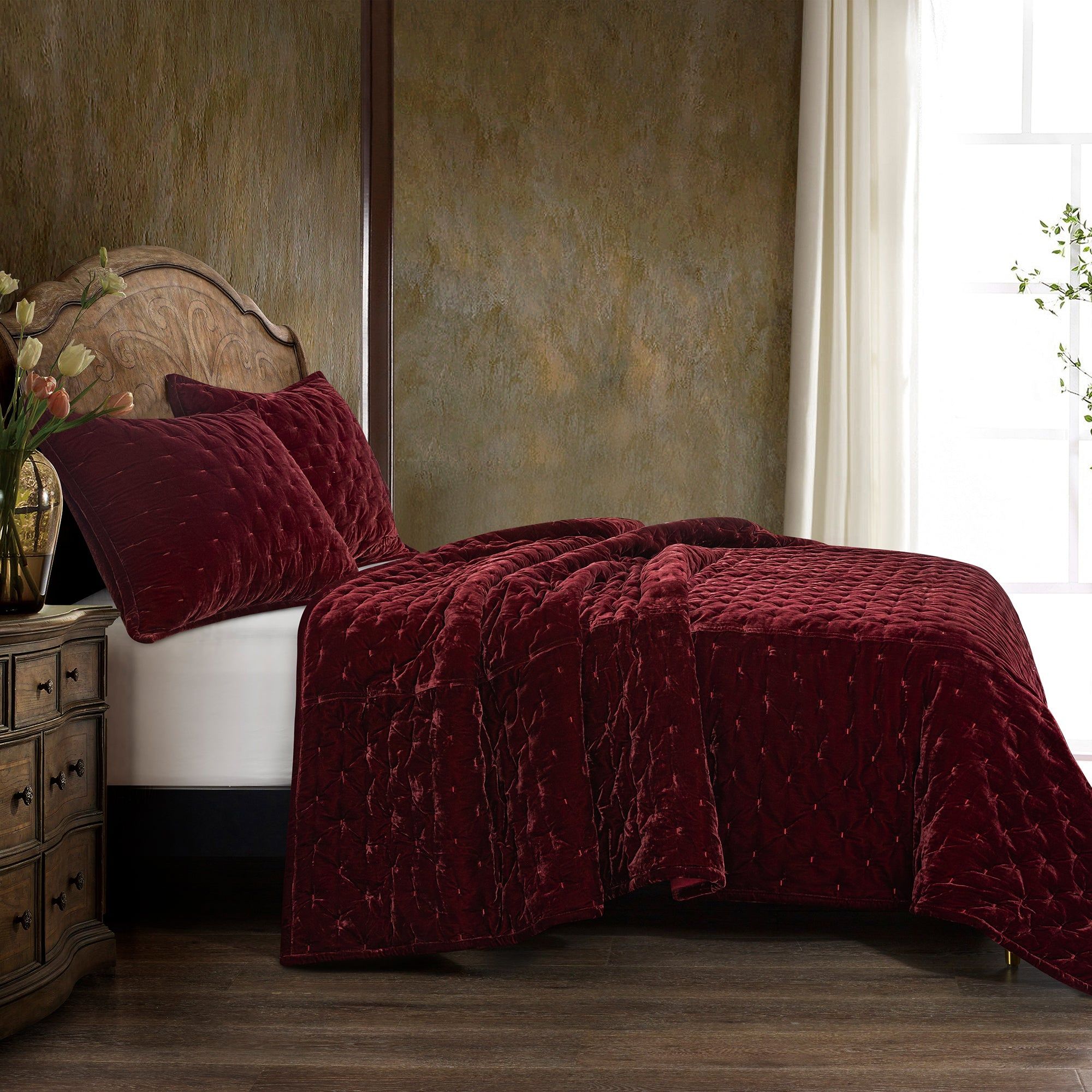 Stella - King Faux Silk Velvet Pintuck Quilt Set (Set of 3) - Garnet Red